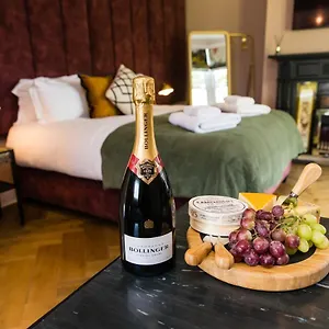 https://dragon-villas-luxury-studios-apartments.yorkshirehotels.net